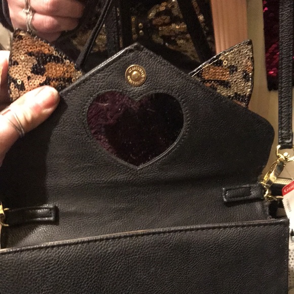 Betsy Johnson purse - Picture 2 of 4